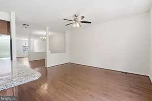 423 Sweet Bay Ln, Norristown, PA 19403 - Photo 15