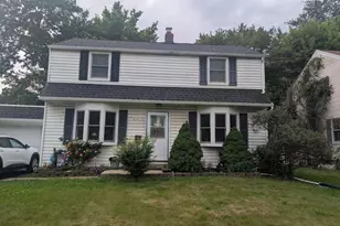 417 N Warminster Rd, Hatboro, PA 19040 - Photo 1