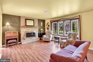2394 Hill Rd, Perkiomenville, PA 18074 - Photo 15
