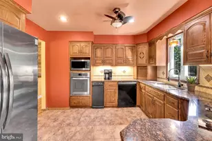 2394 Hill Rd, Perkiomenville, PA 18074 - Photo 17