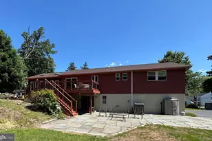 2394 Hill Rd, Perkiomenville, PA 18074 - Photo 3
