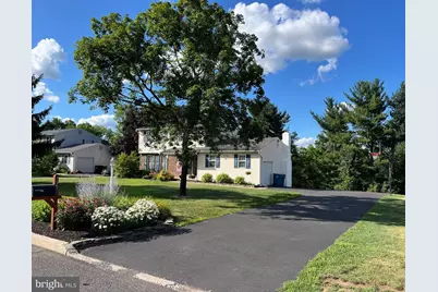 725 Scenic Drive, Harleysville, PA 19438 - Photo 1