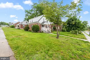 961 S Hills Blvd, Pottstown, PA 19464 - Photo 1