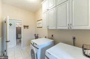 1113 E Prospect Ave, North Wales, PA 19454 - Photo 25