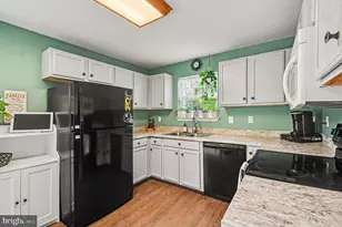 418 State St, East Greenville, PA 18041 - Photo 7