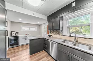 136 Walnut St, Mont Clare, PA 19453 - Photo 11