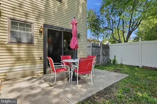 110 Horseshoe Ln, Horsham, PA 19044 - Photo 15