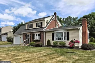 561 Park Ave, Harleysville, PA 19438 - Photo 3