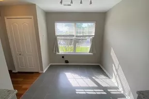6704 Colonial Ct, North Wales, PA 19454 - Photo 9