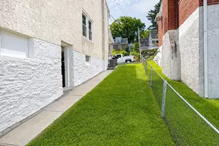 832 Bush St, Bridgeport, PA 19405 - Photo 17