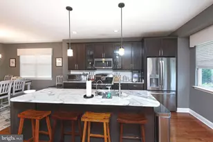 346 Roberts Ave, Conshohocken, PA 19428 - Photo 3