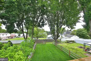 346 Roberts Ave, Conshohocken, PA 19428 - Photo 27