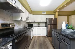 10618 Valley Forge Cir, King of Prussia, PA 19406 - Photo 11