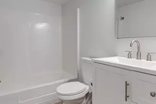 912 Meadowview Ln, Mont Clare, PA 19453 - Photo 19