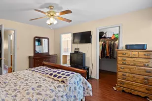 345 Bradford Ln, Lansdale, PA 19446 - Photo 11