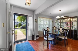 345 Bradford Ln, Lansdale, PA 19446 - Photo 3