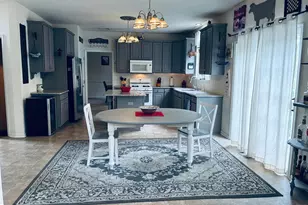 37 Saddleview Dr, Royersford, PA 19468 - Photo 17