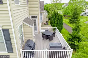 2004 Pleasant Valley Dr, Lansdale, PA 19446 - Photo 29