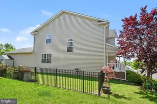 2109 Sunnyvale Dr, Pennsburg, PA 18073 - Photo 33
