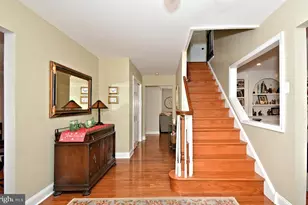 105 Pauline Cir, Lansdale, PA 19446 - Photo 3