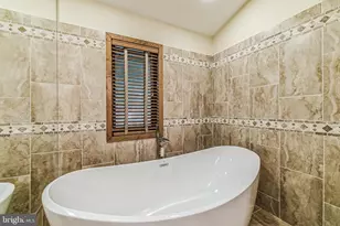 468 Long Ln, Huntingdon Valley, PA 19006 - Photo 41