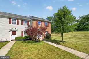 1815 Pennland Ct, Lansdale, PA 19446 - Photo 3