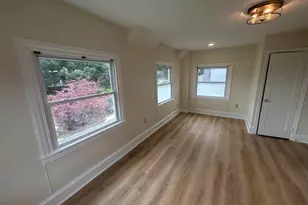 243 Rockglen Rd, Wynnewood, PA 19096 - Photo 9