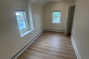 243 Rockglen Rd, Wynnewood, PA 19096 - Photo 11