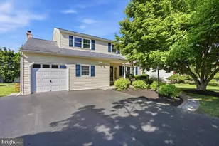 1013 Bunting Rd, Norristown, PA 19403 - Photo 1