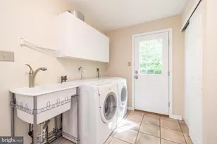 34 Austin Cir, Lower Gwynedd, PA 19002 - Photo 27