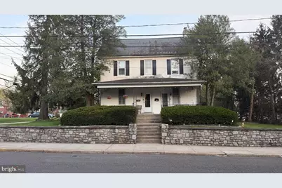 104 W Chestnut Street, Souderton, PA 18964 - Photo 1