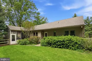 2045 Waller Dr, Huntingdon Valley, PA 19006 - Photo 33