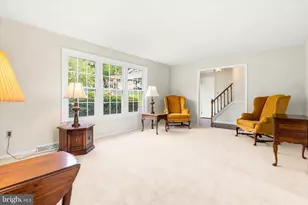 22 Woodstock Cir, Collegeville, PA 19426 - Photo 7