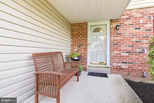 22 Woodstock Cir, Collegeville, PA 19426 - Photo 3