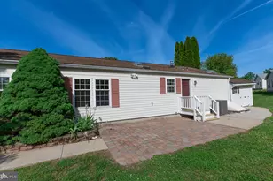 201 Village Way, Royersford, PA 19468 - Photo 7