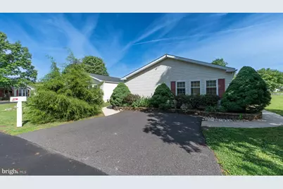 201 Village Way, Royersford, PA 19468 - Photo 3
