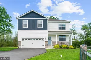 120 Eleanor Ct, Gilbertsville, PA 19525 - Photo 1