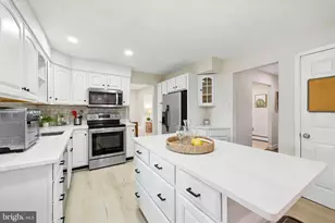 1421 Cathys Ln, North Wales, PA 19454 - Photo 5
