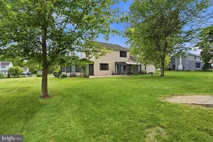2049 Hawthorne Ln, Hatfield, PA 19440 - Photo 27
