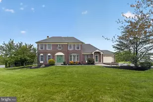 547 Carriage House Ln, Harleysville, PA 19438 - Photo 1
