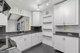 556 Anne St, Huntingdon Valley, PA 19006 - Photo 35