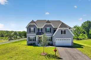 1059 Smyth Ln, Pennsburg, PA 18073 - Photo 1