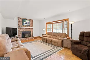 211 Stefan Pl, North Wales, PA 19454 - Photo 11