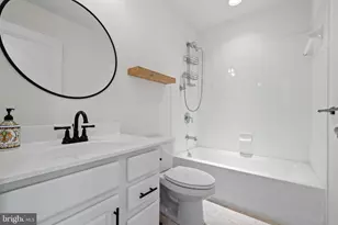 110 Topaz Dr, Gilbertsville, PA 19525 - Photo 27
