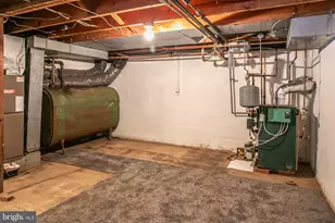 927 Hamilton St, Norristown, PA 19401 - Photo 21