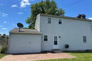 1010 Lake Ln, Pennsburg, PA 18073 - Photo 5