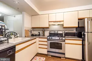 1003 Valley Glen Rd, Elkins Park, PA 19027 - Photo 15