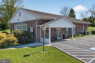101 Walnut St, Green Lane, PA 18054 - Photo 1
