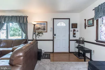 747 Logan Street, Pottstown, PA 19464 - Photo 3