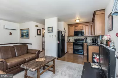 747 Logan Street, Pottstown, PA 19464 - Photo 7